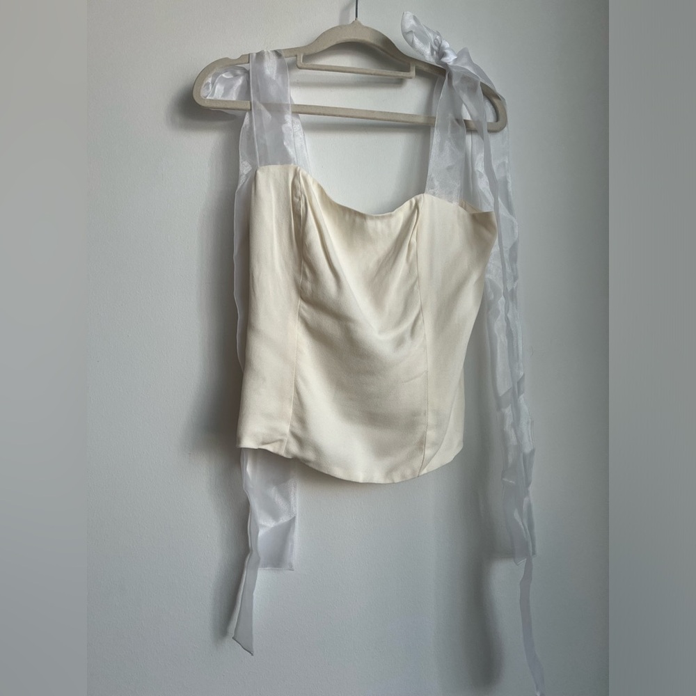 💖 New Reformation Zoey top Size 4 - Picture 2 of 5